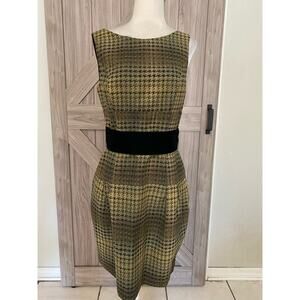 Thread social size 8 houndstooth pattern dress with black sash